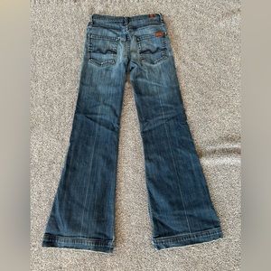 7 for All Mankind Wide Leg, Ginger, Size 24, Petit, Wide Leg, Mid Rise.